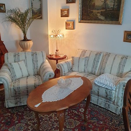Gaestewohnung Elegance Хале Екстериор снимка