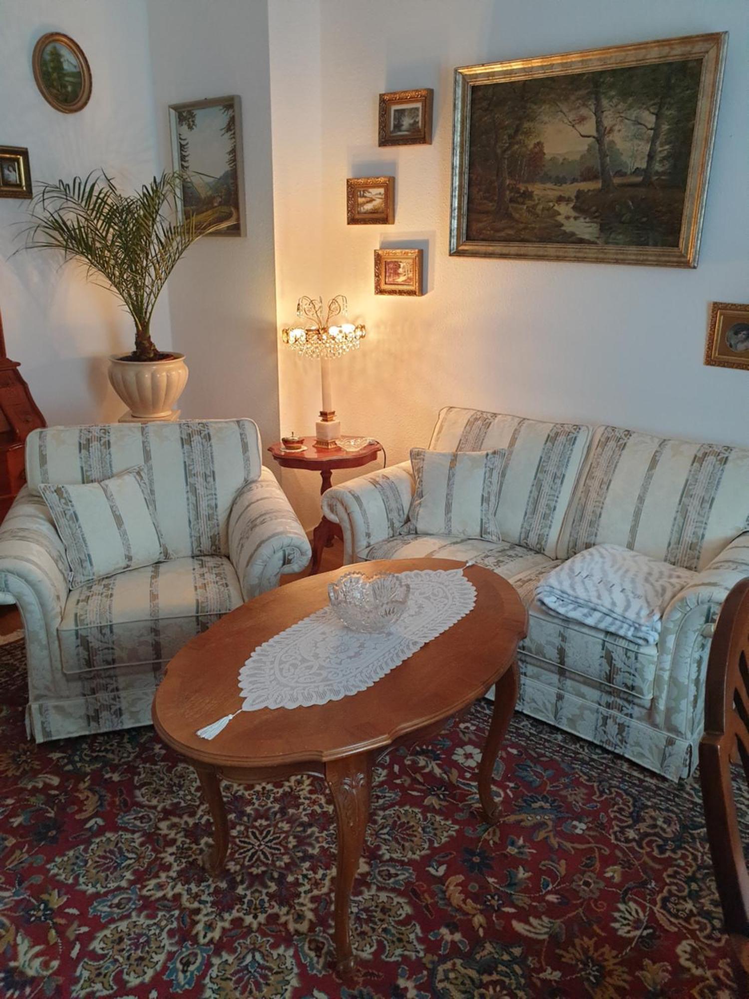 Gaestewohnung Elegance Хале Екстериор снимка
